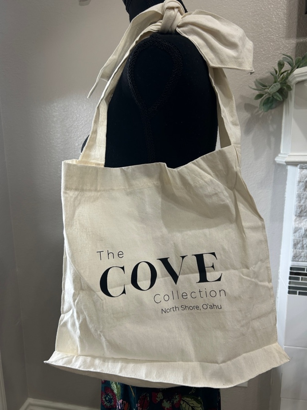 The COVE Collection Canvas Tote in Natural 15” x 14” Summer Vacation TC0175 - Picture 6 of 6